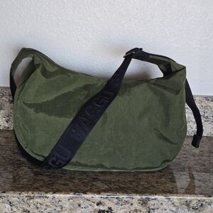 Baggu Bay Laurel Medium Crescent Bag
